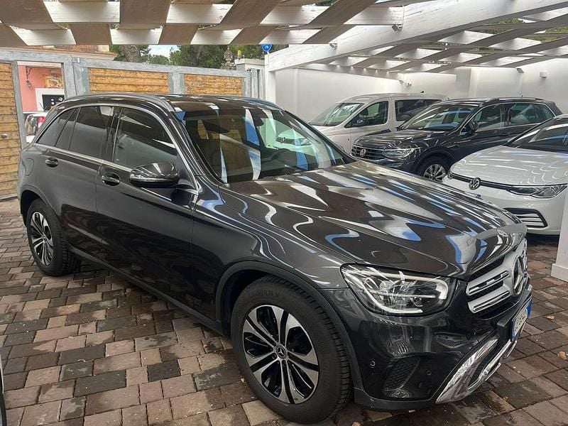 Usata Mercedes GLC220 194 CV (142 kW) 2021 Nero SUV
