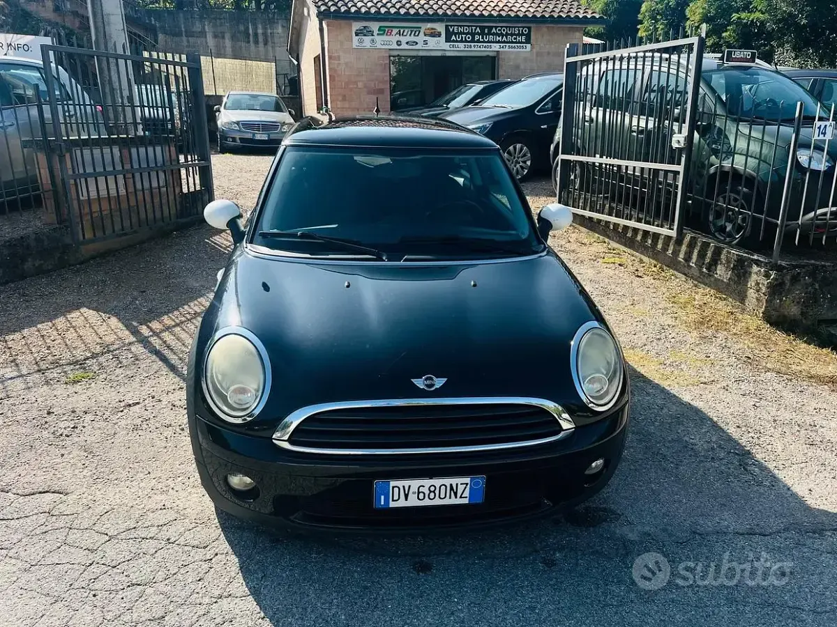 Usata Mini ONE 75 CV (55 kW) 2009 Utilitaria