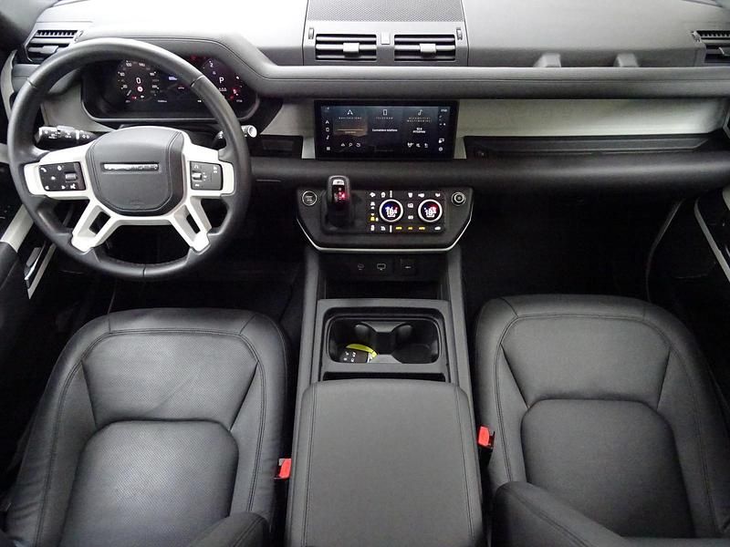 Usata Land Rover Defender SE 249 CV (183 kW) 2022 Fuji white SUV