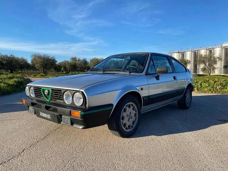 Grigio Usata 1984 Alfa Romeo Sprint Quadrifoglio Verde Coupé | 13.900 € - Immagine 1/4