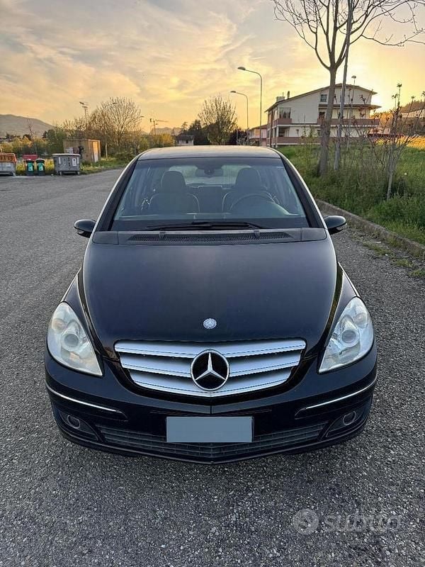 Usata Mercedes B170 116 CV (85 kW) 2007 Nero Monovolume