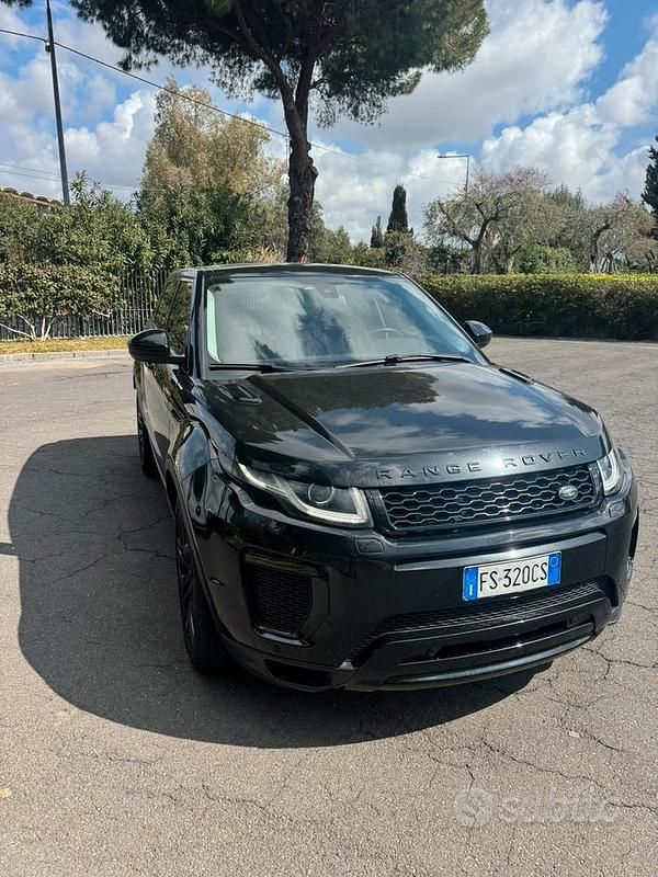 Usata Land Rover Range Rover evoque Black Edition 190 CV (139 kW) 2018 Nero Station wagon