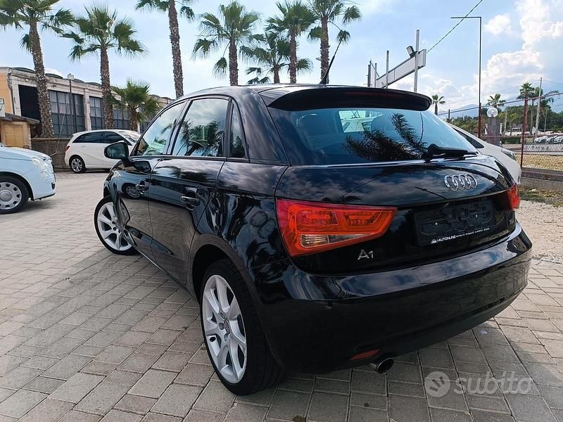 Usata Audi A1 105 CV (77 kW) 2012 Nero Utilitaria