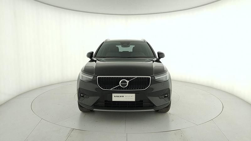 Usata Volvo XC40 Core 163 CV (119 kW) 2025 Onyx black SUV