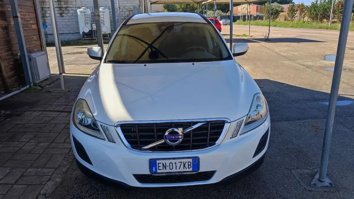 Occasion Volvo XC60 Kinetic 163 ch (119 kW) 2012 SUV