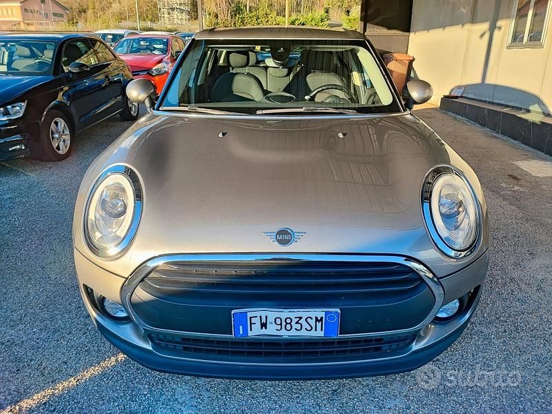 Usata Mini One Clubman 115 CV (84 kW) 2019 Grigio Station wagon