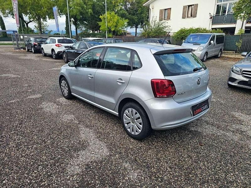 Usata VW Polo Trendline 69 CV (50 kW) 2011 Argento Berlina