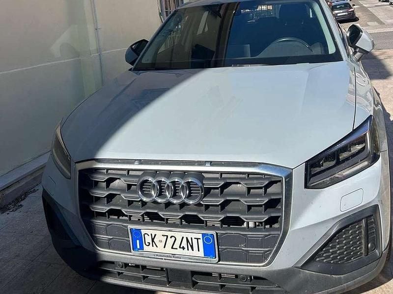 Grigio Usata 2022 Audi Q2 S-Line SUV | 26.000 € (Super prezzo) - Immagine 1/4