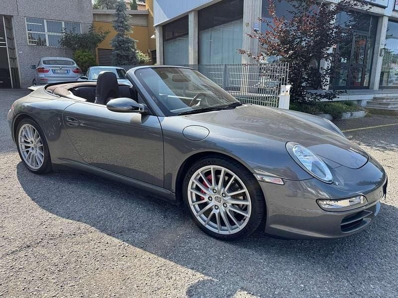 Usata Porsche 911 Carrera 4S Cabriolet 355 CV (261 kW) 2007 Grigio Cabrio