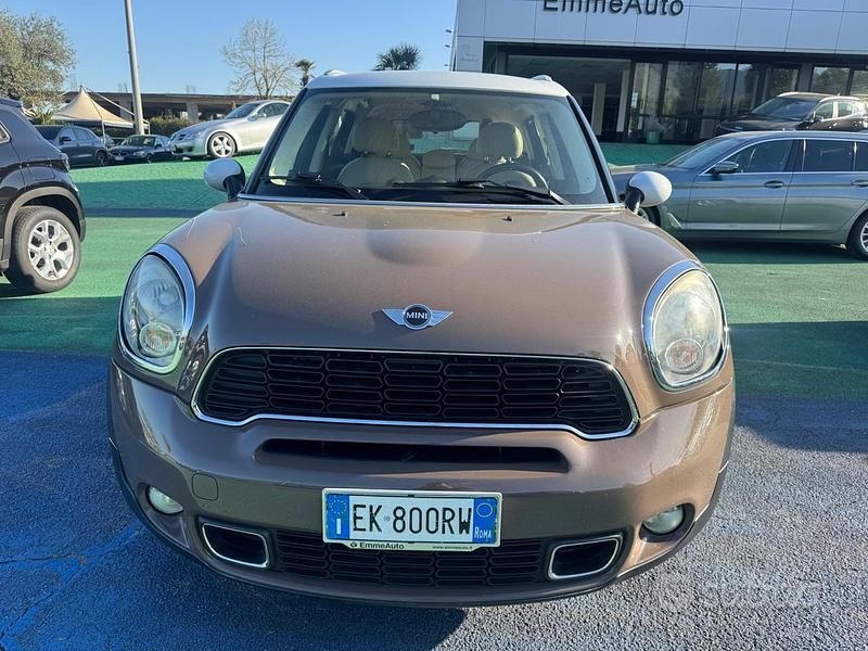 Usata Mini Cooper Countryman 143 CV (105 kW) 2011 Marrone SUV