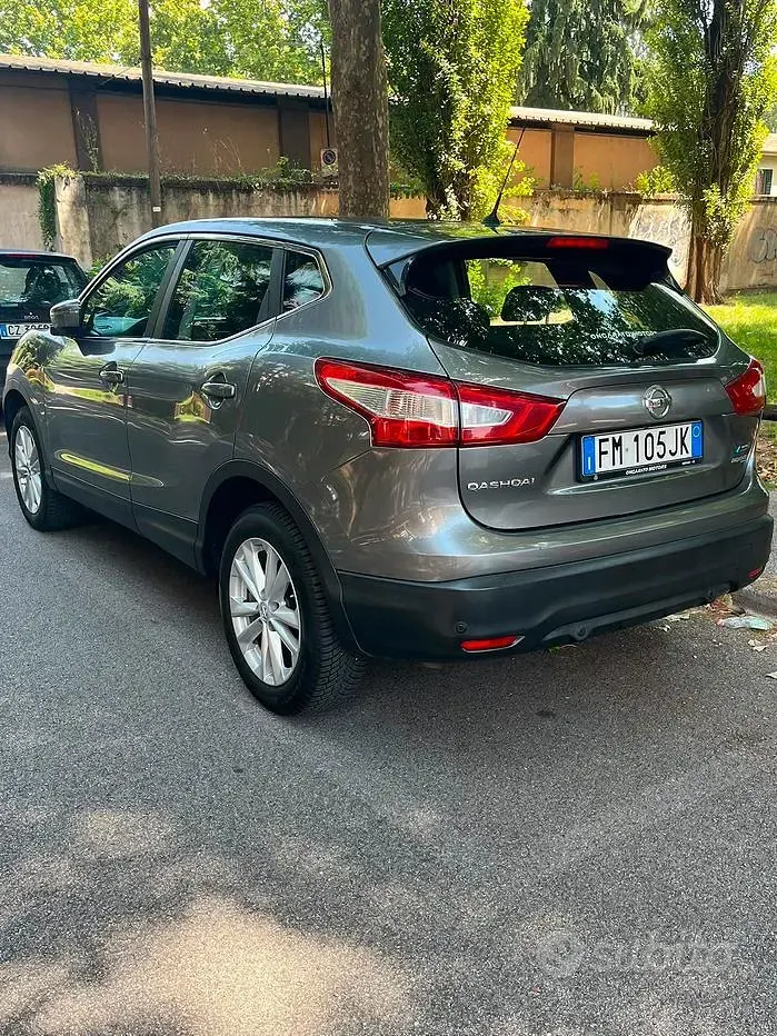 Usata Nissan Qashqai 110 CV (80 kW) 2016 SUV