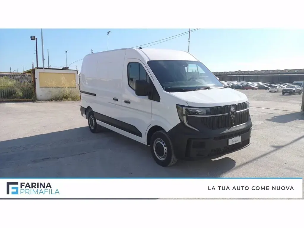 Nuova Renault Master 131 CV (96 kW) 2025 Bianco minerale  opaca Monovolume
