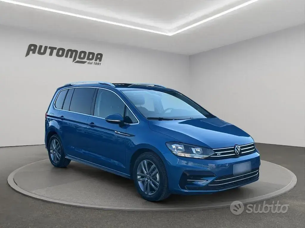 Usata VW Touran Executive 150 CV (110 kW) 2023 Bluazzurro Monovolume