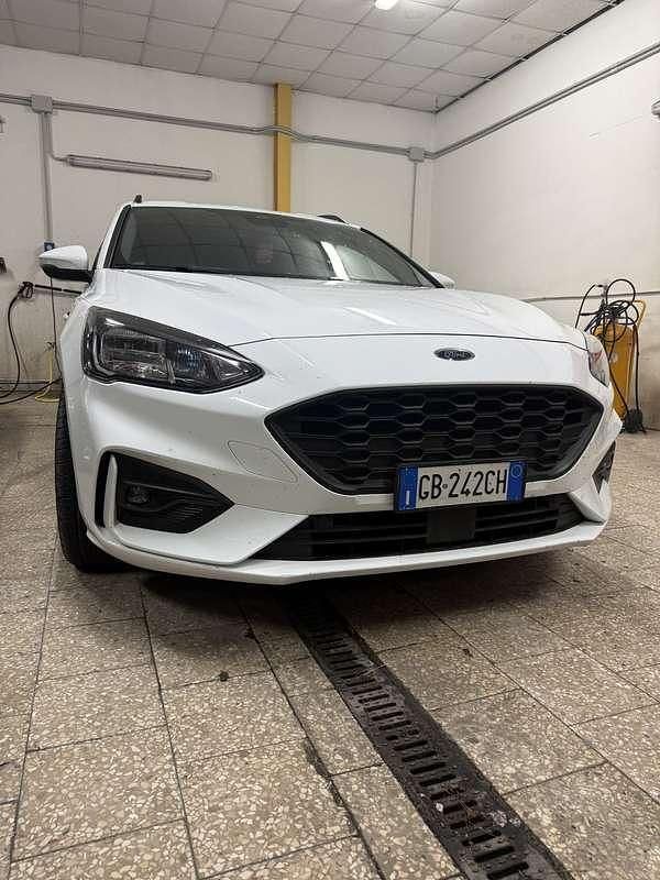 Usata Ford Focus ST-Line 120 CV (88 kW) 2020 Station wagon