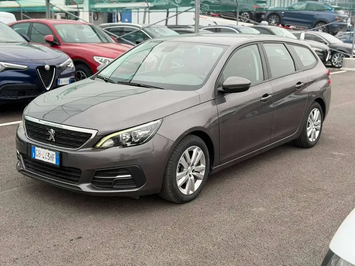 Usata Peugeot 308 SW S 102 CV (75 kW) 2020 Grigio Station wagon