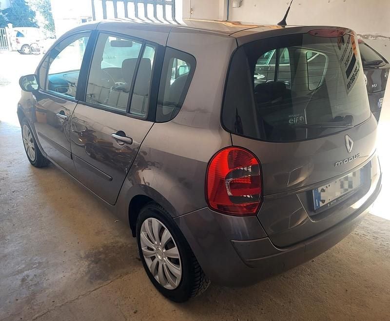 Usata Renault Modus Expression 74 CV (54 kW) 2010 Grigio Monovolume