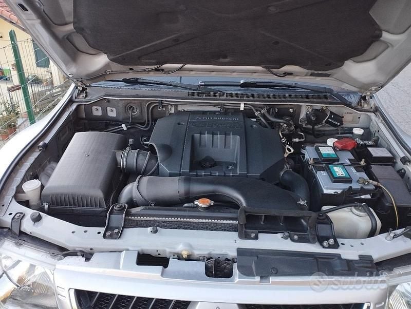 Usata Mitsubishi Pajero 2006 Grigio SUV
