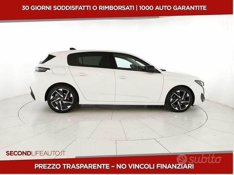 Gebraucht Peugeot 308 Allure 131 PS (96 kW) 2022 Weiß Limousine