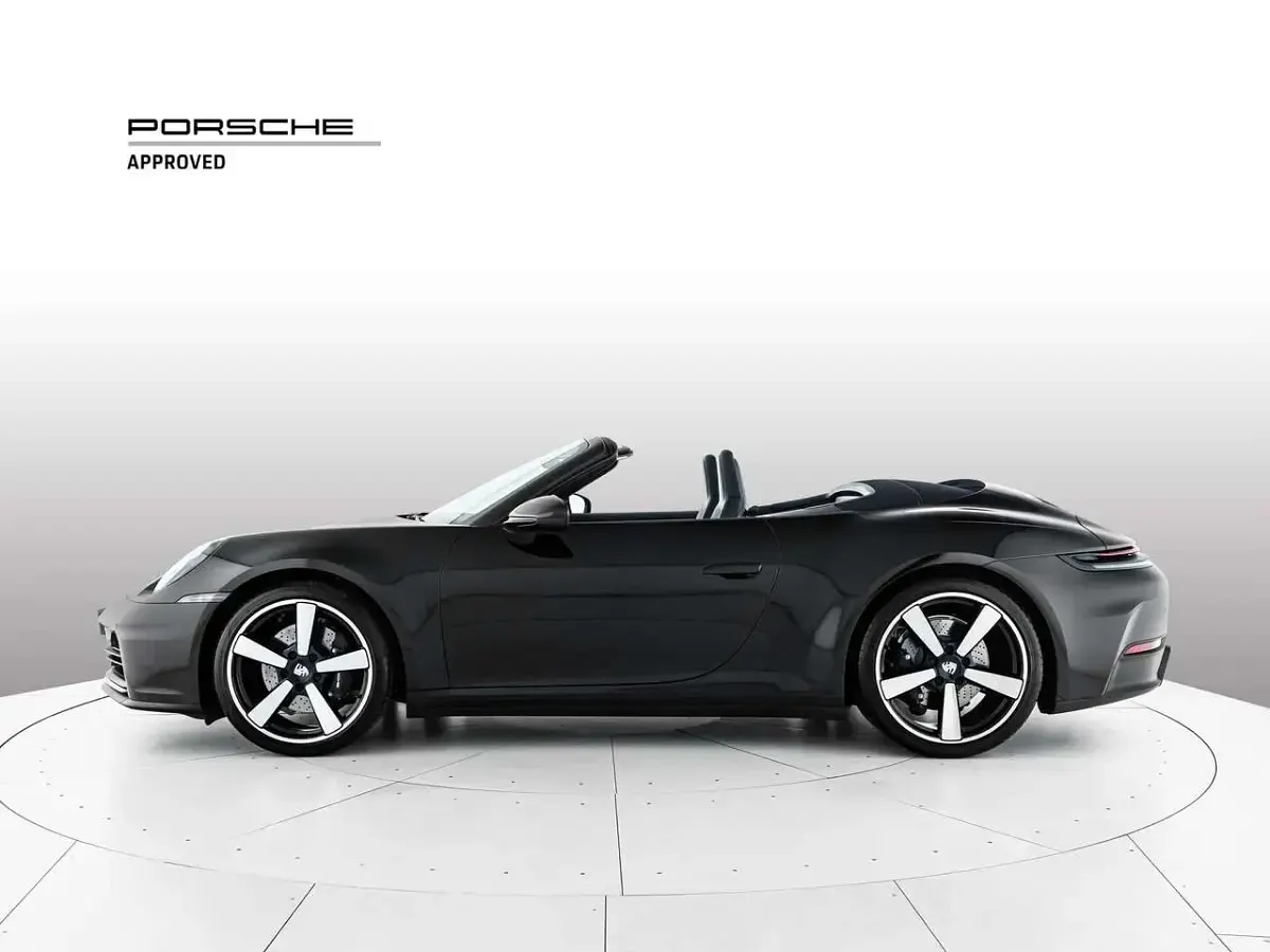 Usata Porsche 911 Carrera Cabriolet 394 CV (289 kW) 2024 Nero Cabrio