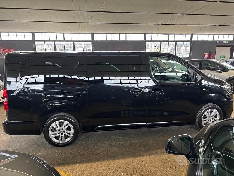 Usata Opel Zafira Life Innovation 180 CV (132 kW) 2020 Nero Monovolume