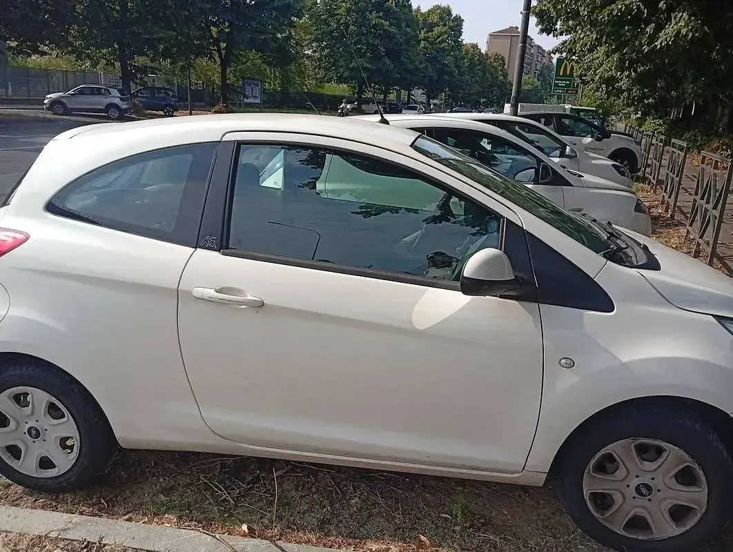 Usata Ford Ka Titanium S 69 CV (50 kW) 2013 Utilitaria