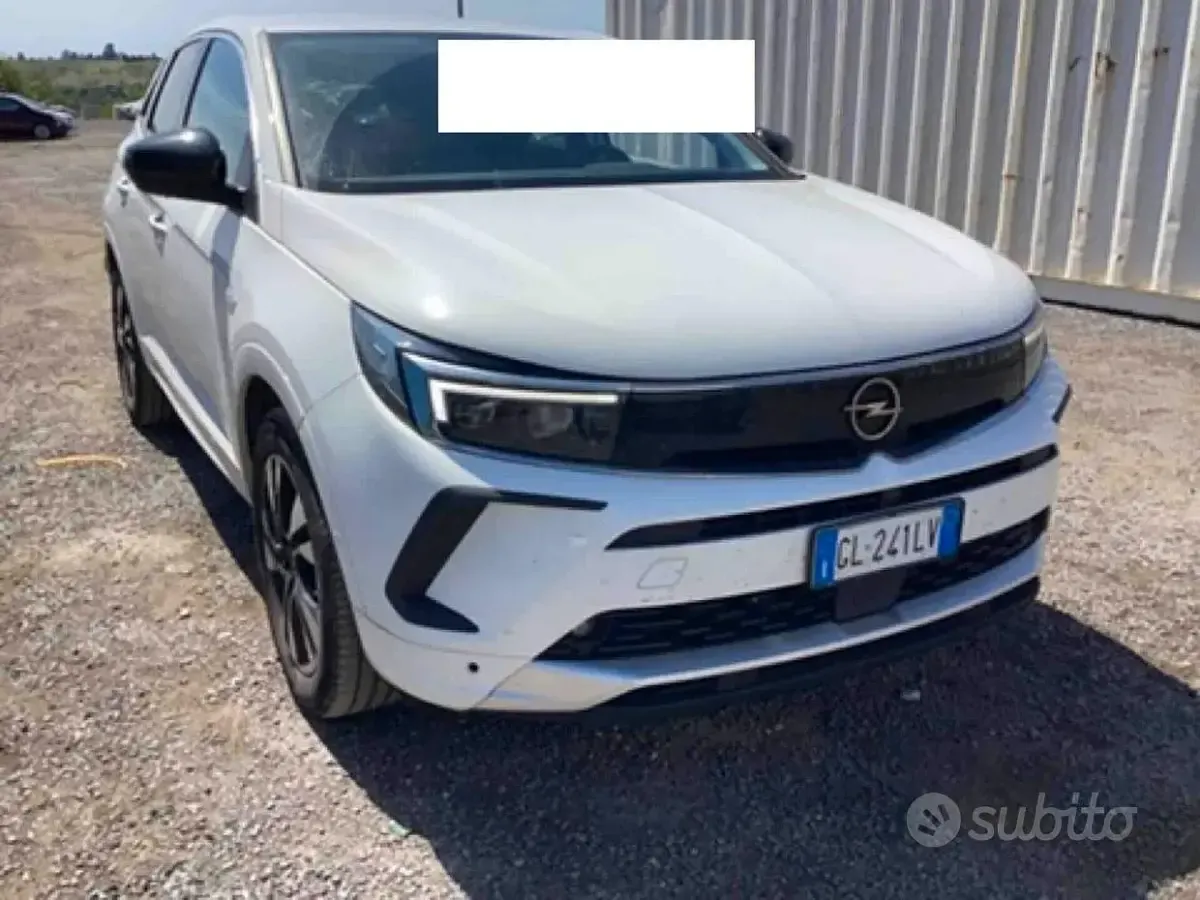 Usata Opel Grandland X Business Elegance 131 CV (96 kW) 2022 Bianco SUV
