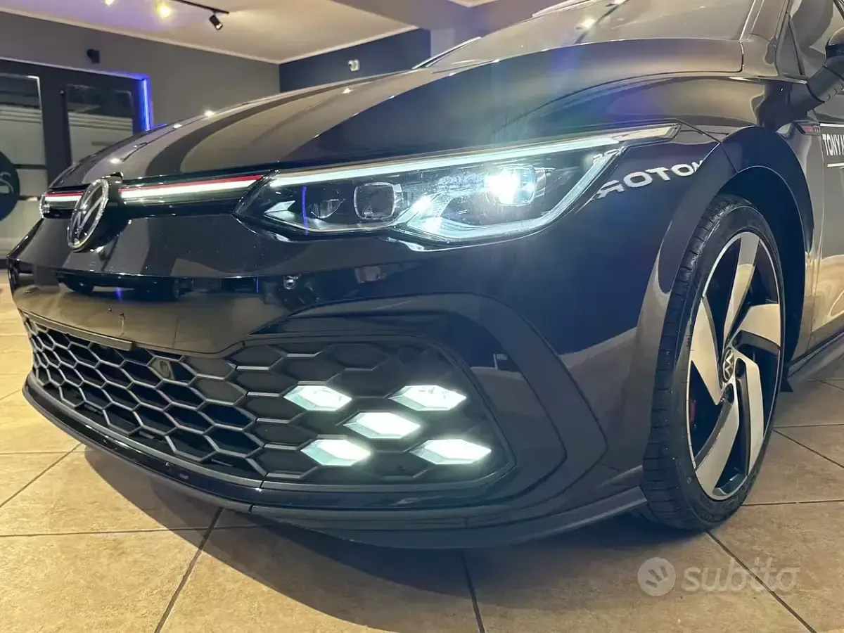Usata VW Golf VIII GTI 245 CV (180 kW) 2021 Nero Berlina