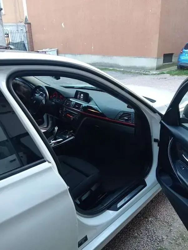 Usata BMW 318 M Sport 143 CV (105 kW) 2015 Station wagon