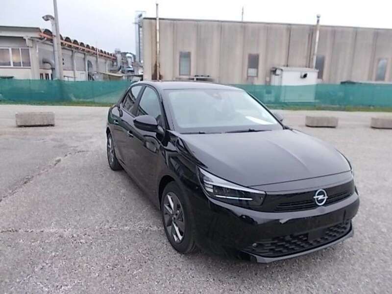 Usata Opel Corsa Edition 101 CV (74 kW) 2024 Nero Berlina