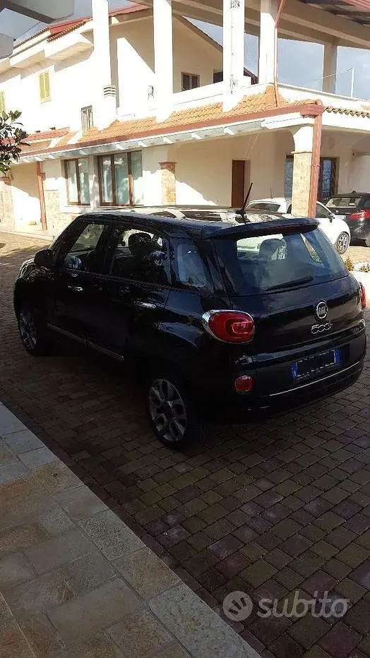 Käytetty Fiat 500L 105 HP (77 kW) 2014 Musta Tila-auto