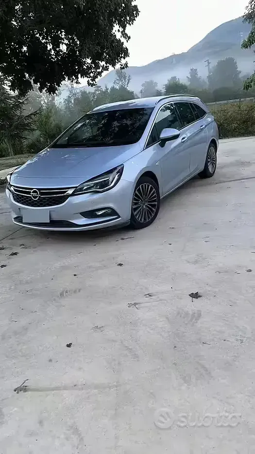 Usata Opel Astra 110 CV (80 kW) 2016 Grigio Station wagon