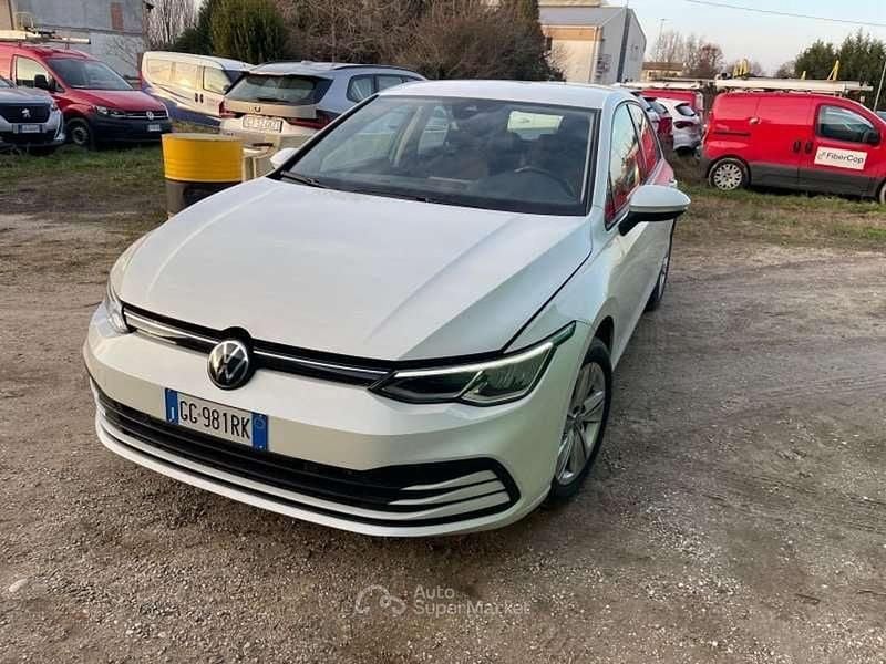 Bianco Usata 2021 VW Golf Life Berlina | 17.900 € (Buon prezzo) - Immagine 1/4