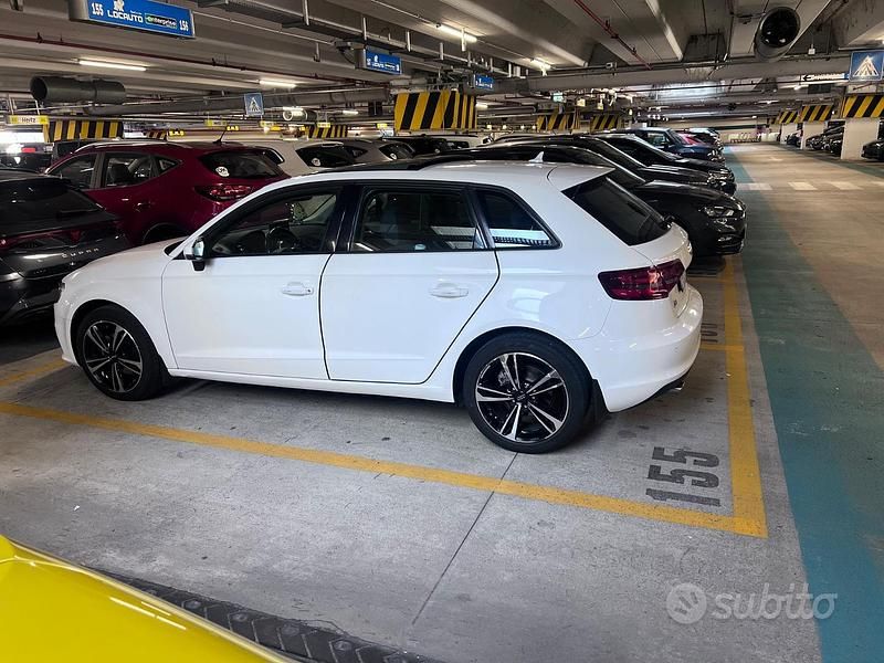 Usata Audi A3 105 CV (77 kW) 2016 Bianco Berlina