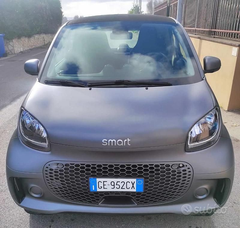 Usata Smart ForTwo Coupé Passion 41 kW (56 CV) 2021 Grigio Utilitaria