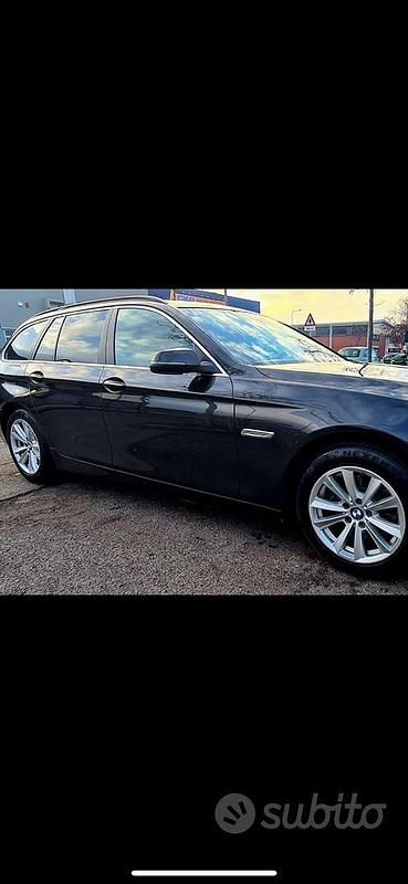 Usata BMW 520 190 CV (139 kW) 2015 Nero Station wagon