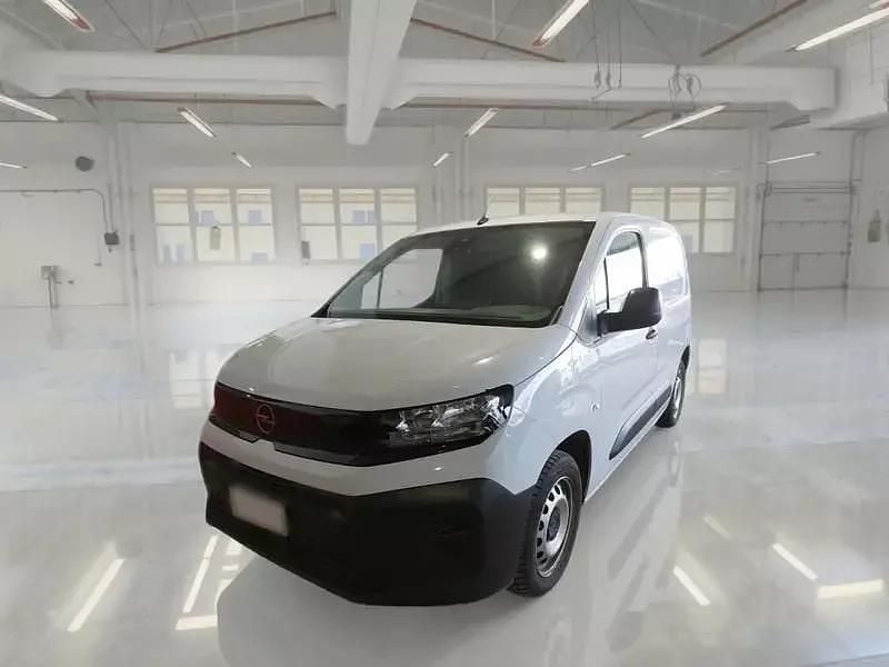 Usata Opel Combo S 131 CV (96 kW) 2025 Bianco Furgone