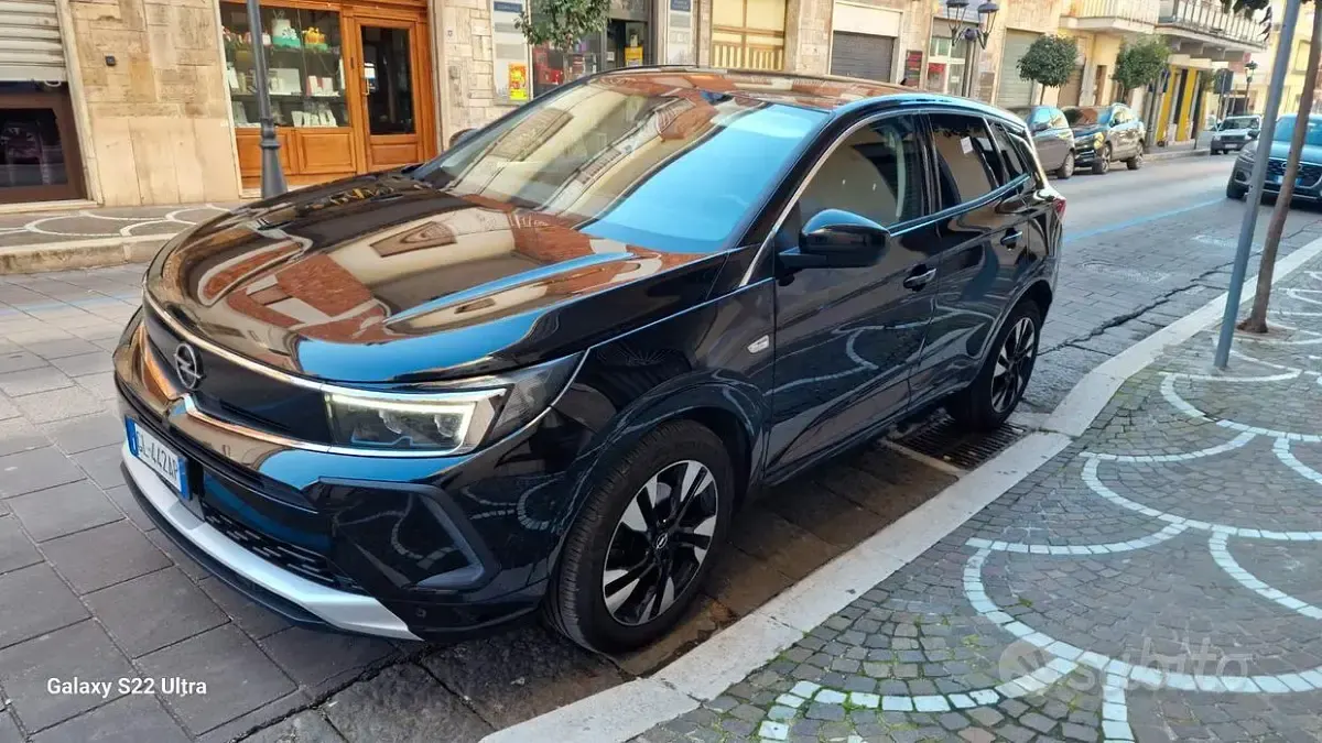 Usata Opel Grandland X 130 CV (95 kW) 2022 Nero SUV