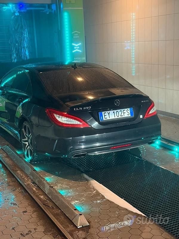 Usata Mercedes CLS350 Premium 252 CV (185 kW) 2015 Nero Berlina
