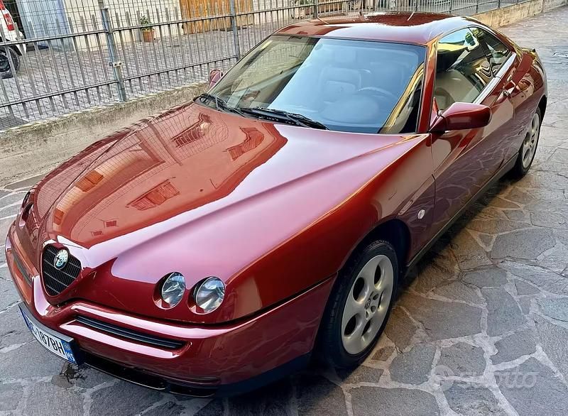 Usata Alfa Romeo GTV 201 CV (147 kW) 1996 Coupé