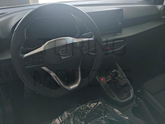 Usata Seat Arona Xperience 110 CV (80 kW) 2024 Verde SUV