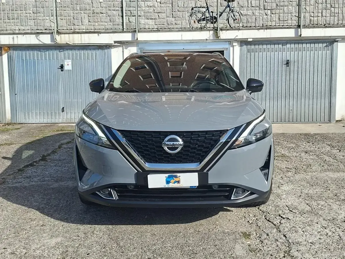 Usata Nissan Qashqai N-Connecta 140 CV (102 kW) 2022 Grigio SUV
