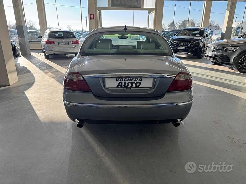 Usata Jaguar S-Type Executive 207 CV (152 kW) 2007 Grigio Berlina