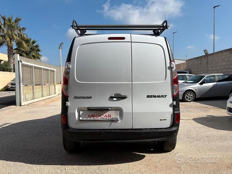Usata Renault Kangoo 90 CV (66 kW) 2017 Bianco Monovolume