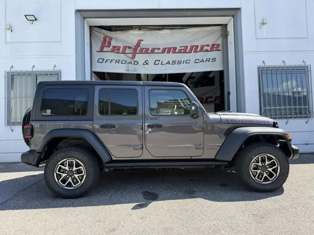 Nuova Jeep Wrangler Rubicon 272 CV (200 kW) 2026 Granite chrystal SUV