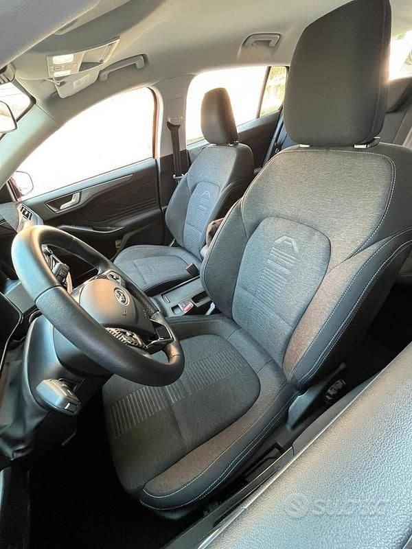 Usata Ford Focus Active 125 CV (91 kW) 2020 Station wagon