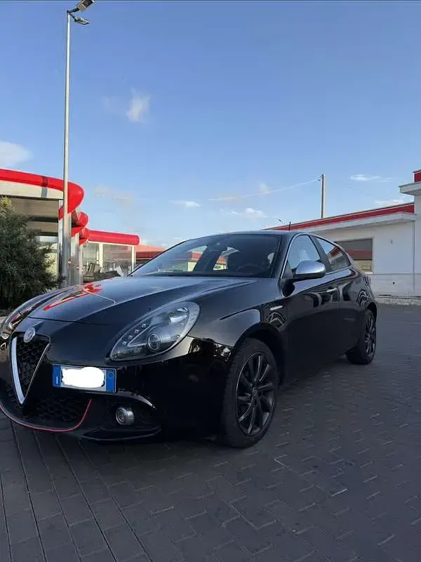 Usata Alfa Romeo Giulietta Super 120 CV (88 kW) 2016 Utilitaria