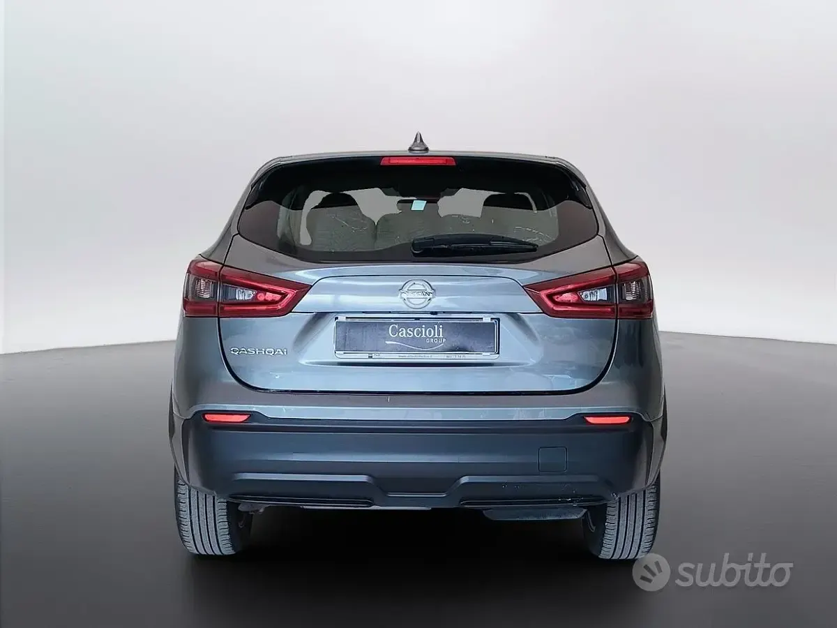 Usata Nissan Qashqai 116 CV (85 kW) 2020 Grigio SUV