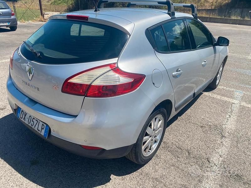 Usata Renault Mégane 110 CV (80 kW) 2009 Grigio Berlina