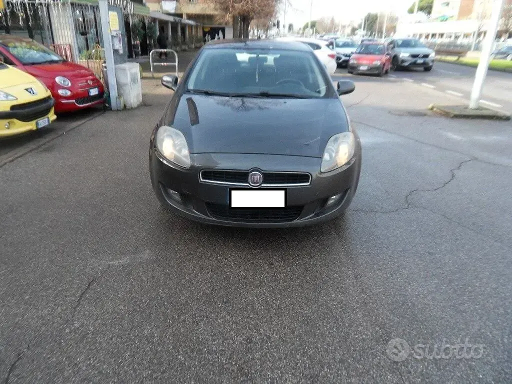 Usata Fiat Bravo Easy 90 CV (66 kW) 2012 Grigio Utilitaria
