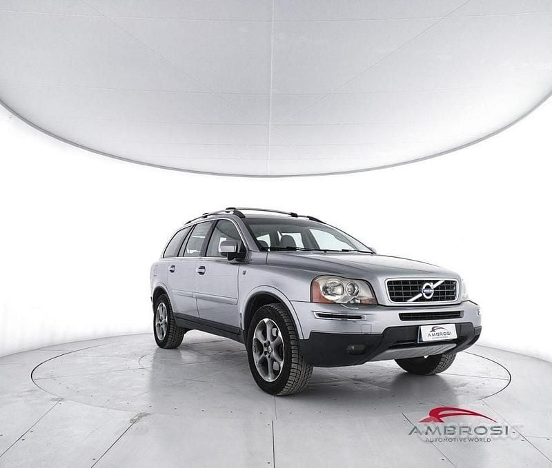 Usata Volvo XC90 185 CV (136 kW) 2009 Grigio SUV
